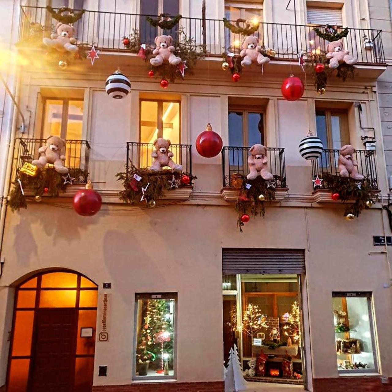 Appartamento Casa Lola - Terraza panorámica en el centro del pueblo Sant Joan de les Abadesses Esterno foto